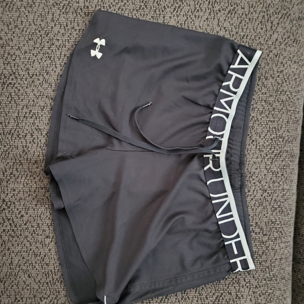 Loose fit Under Armour Athletic Shorts